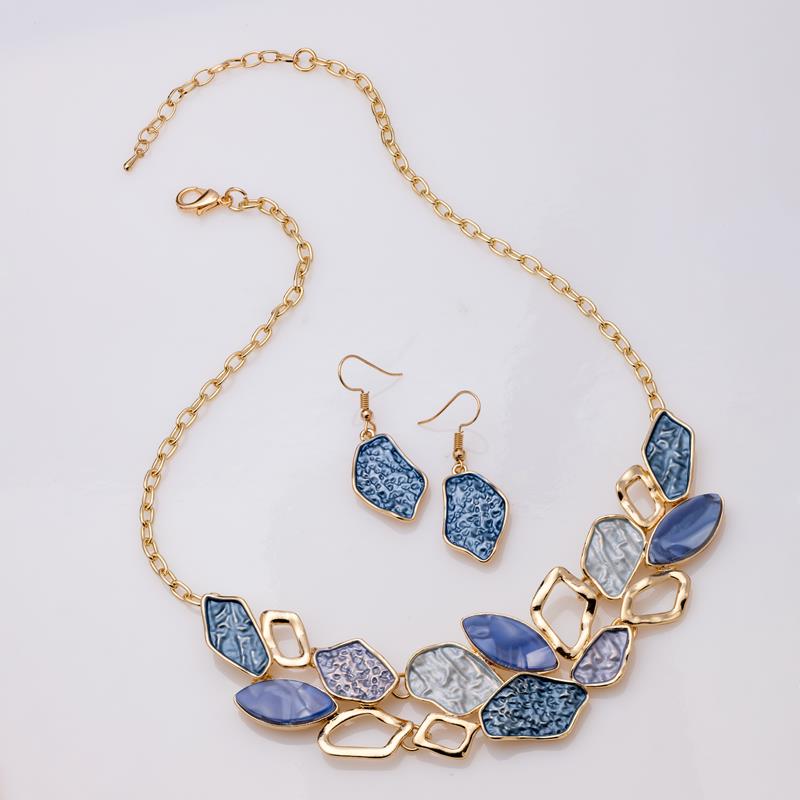 Wavy Days Necklace and Earring Set