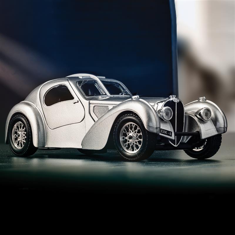 1936 Bugatti Atlantic 57S (Silver)