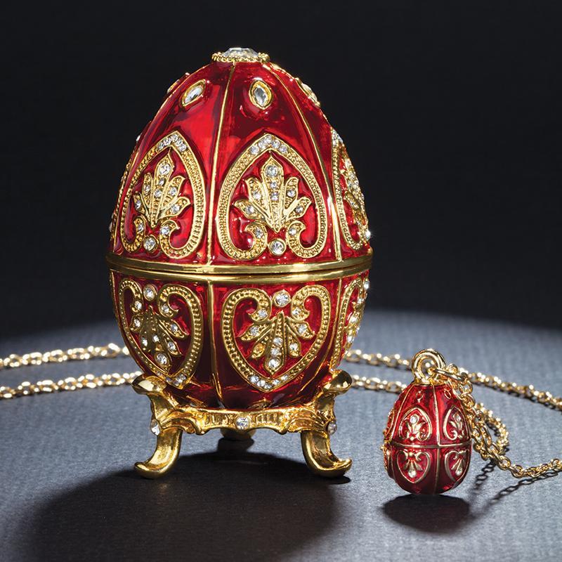 Red Valentina Egg & Necklace