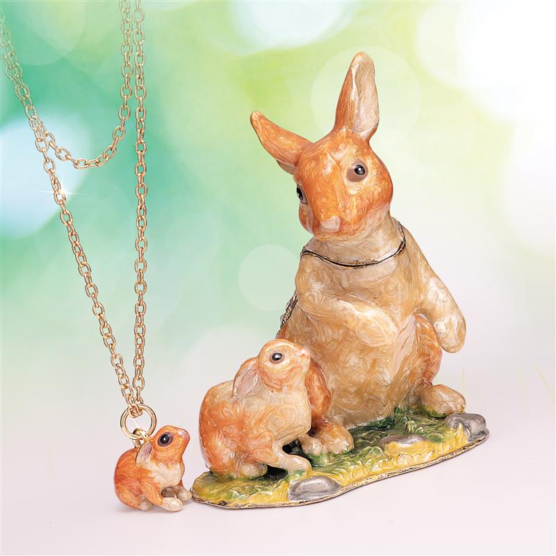 Peter Rabbit Box & Necklace