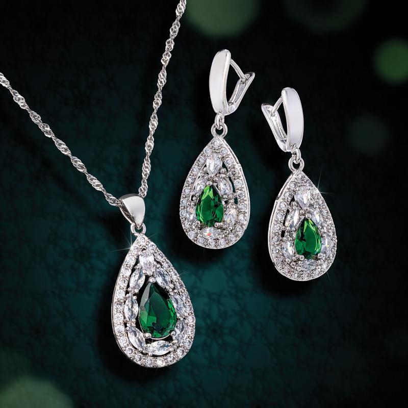Verdant Green Necklace & Earring Set