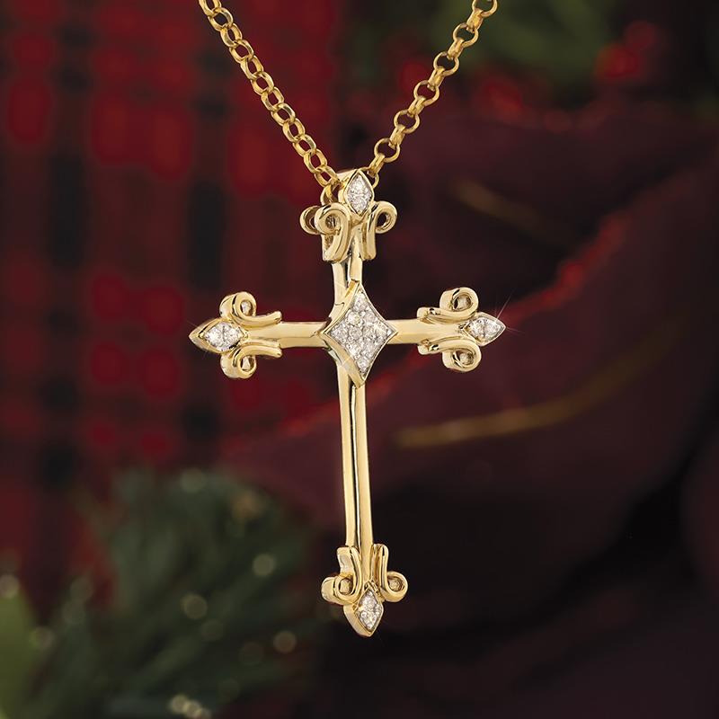 Diamond Oro Cross Pendant & Chain