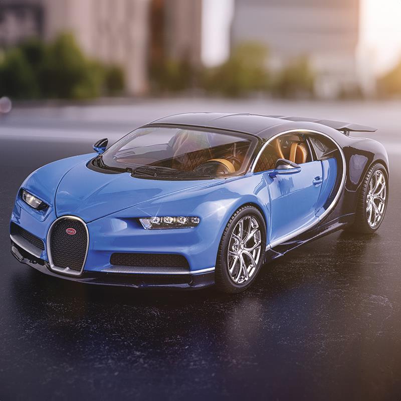 2017 Bugatti Chiron (Blue)
