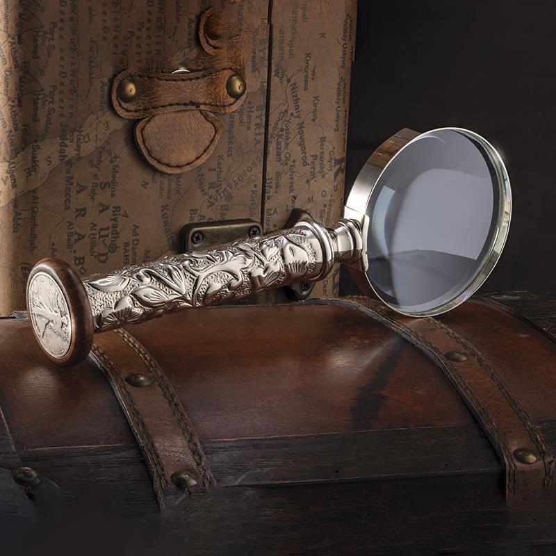 Luxury Magnifying Glass