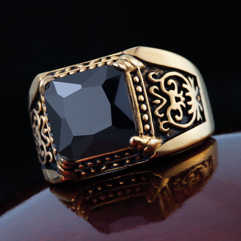Men's Gallantry Onyx Ring