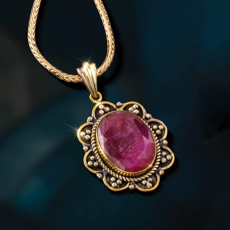 Noble Muse Pendant Pendant plus Chain (Ruby)
