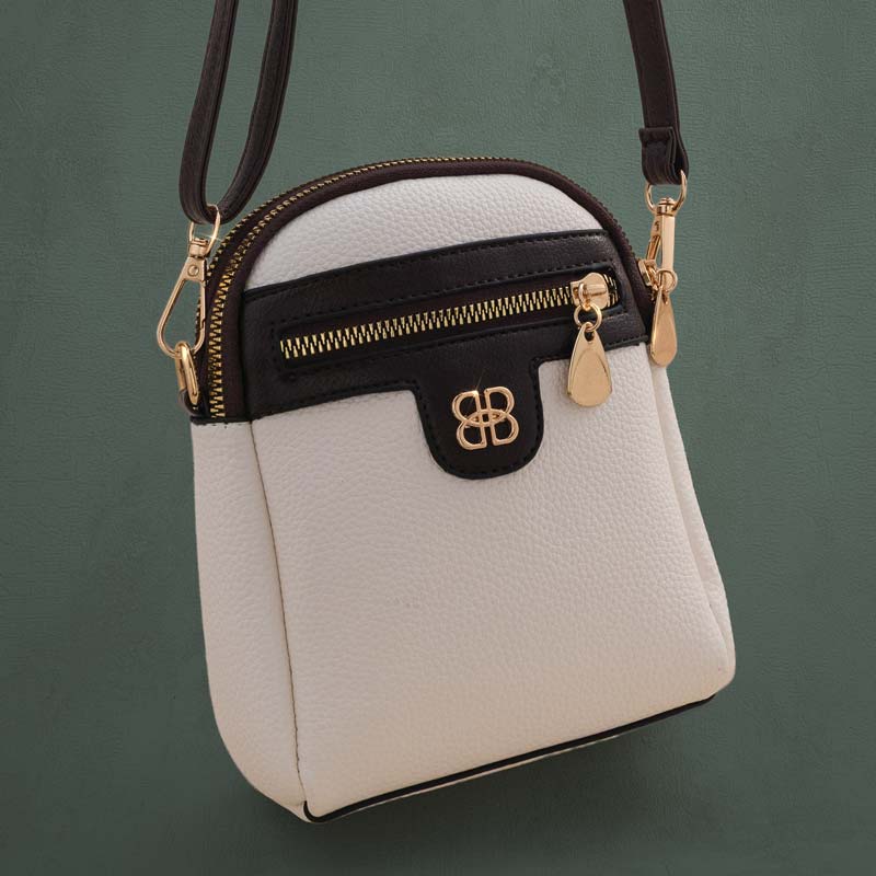 The Voyager Crossbody (Ivory)