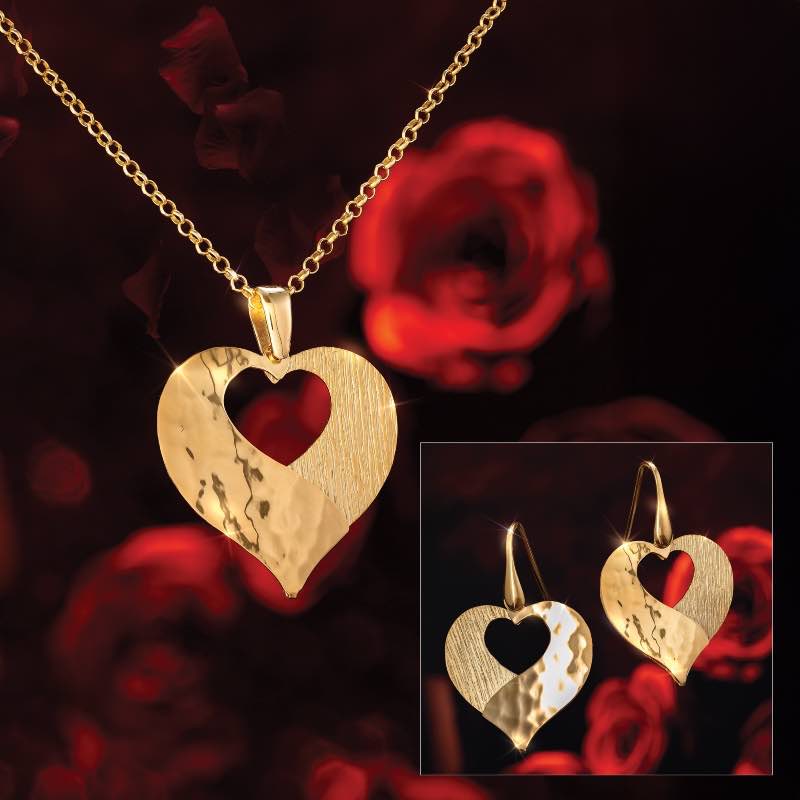 Heartbeat of Tuscany Pendant, Chain & Earrings