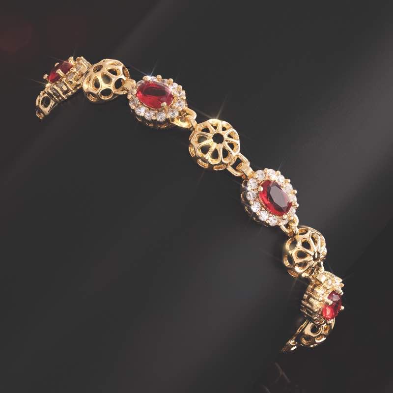 Scarlet Bloom DiamondAura Bracelet
