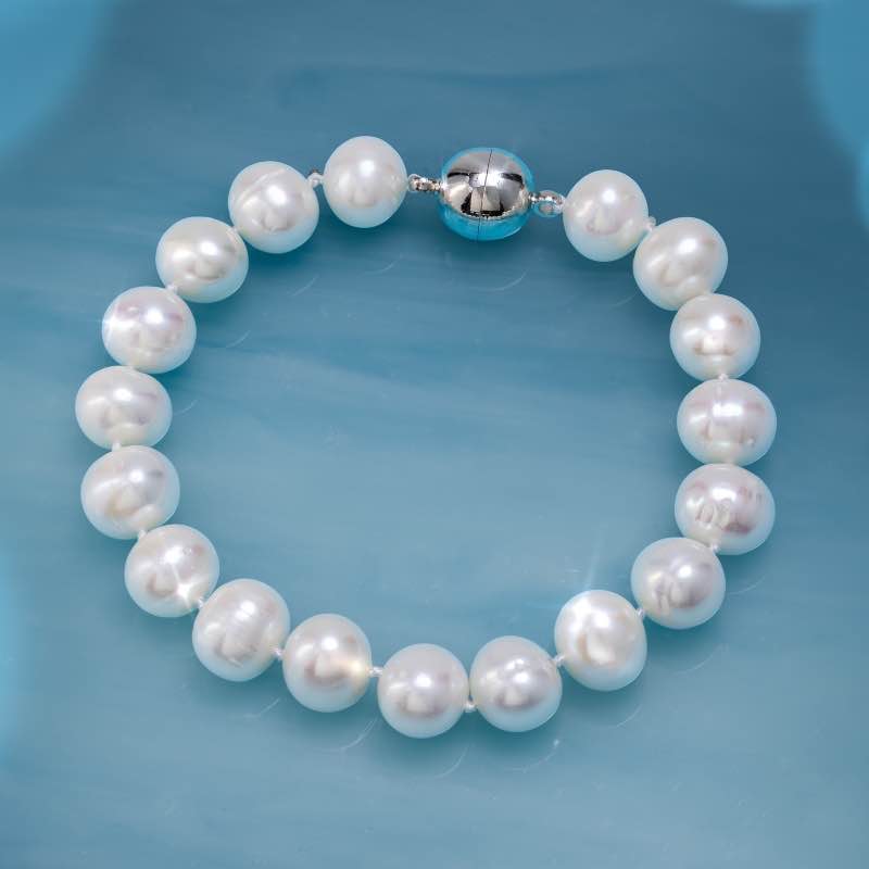 Essential Pearl Bracelet