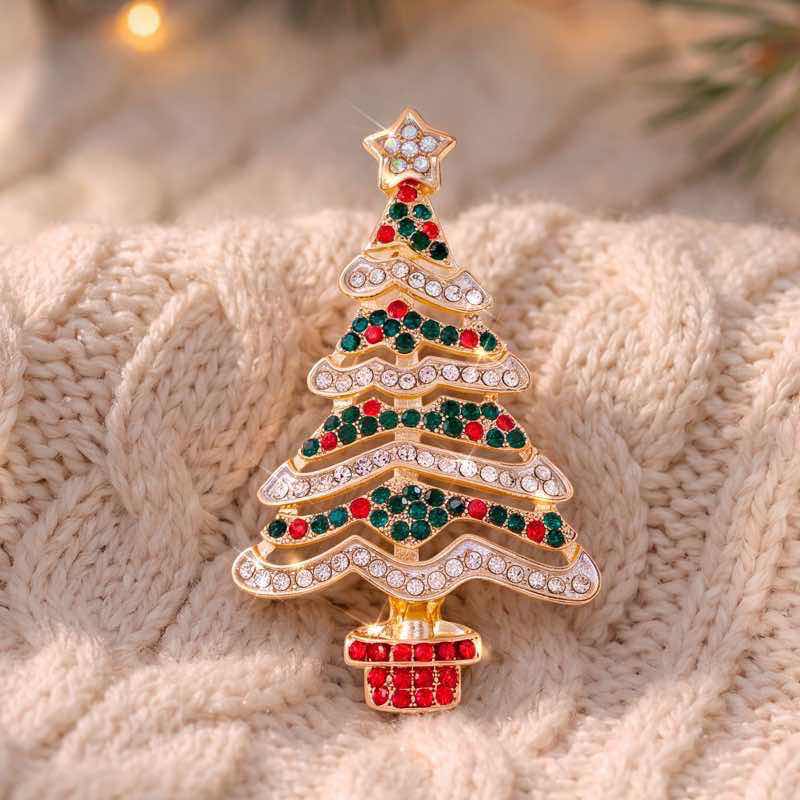 Merry & Bright Brooch (Christmas Tree)