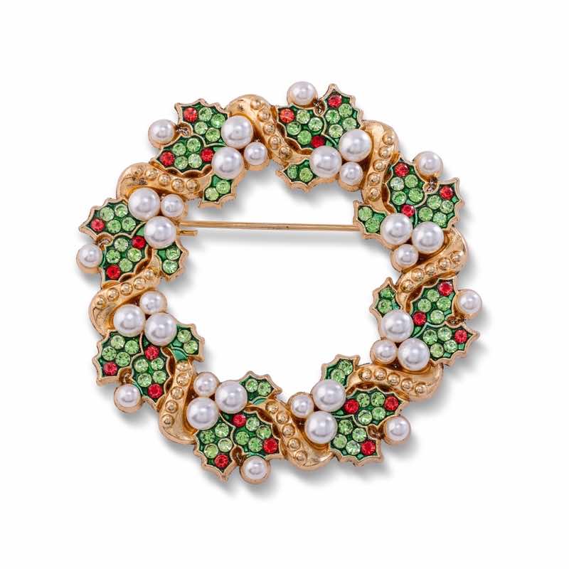 Merry & Bright Brooch (Holly Wreath)