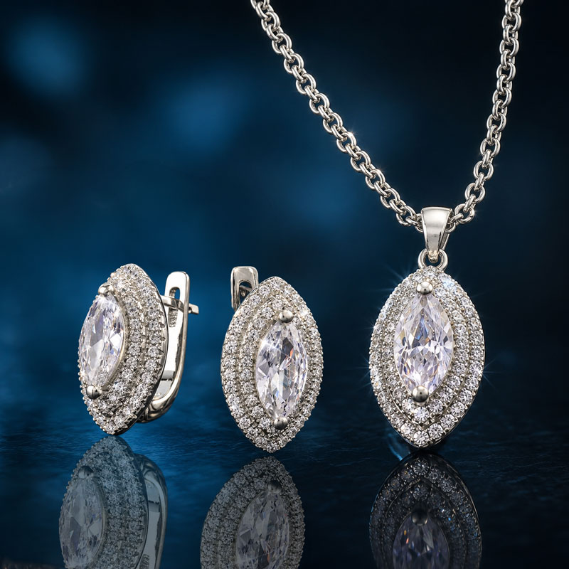 Mirador Marquise DiamondAura Necklace and Earrings