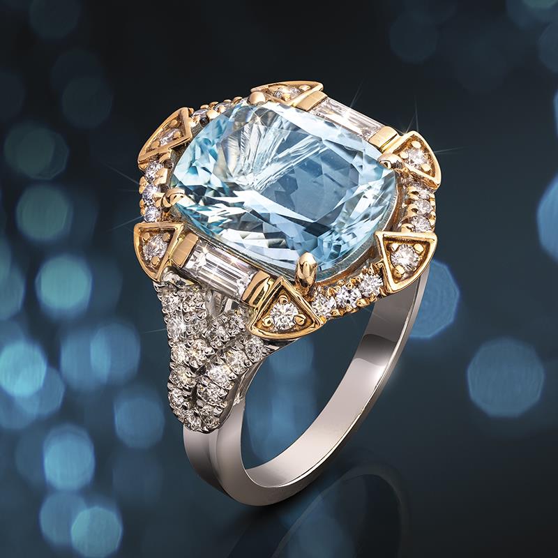 18k Gold Two Tone Aquamarine & Diamond Ring