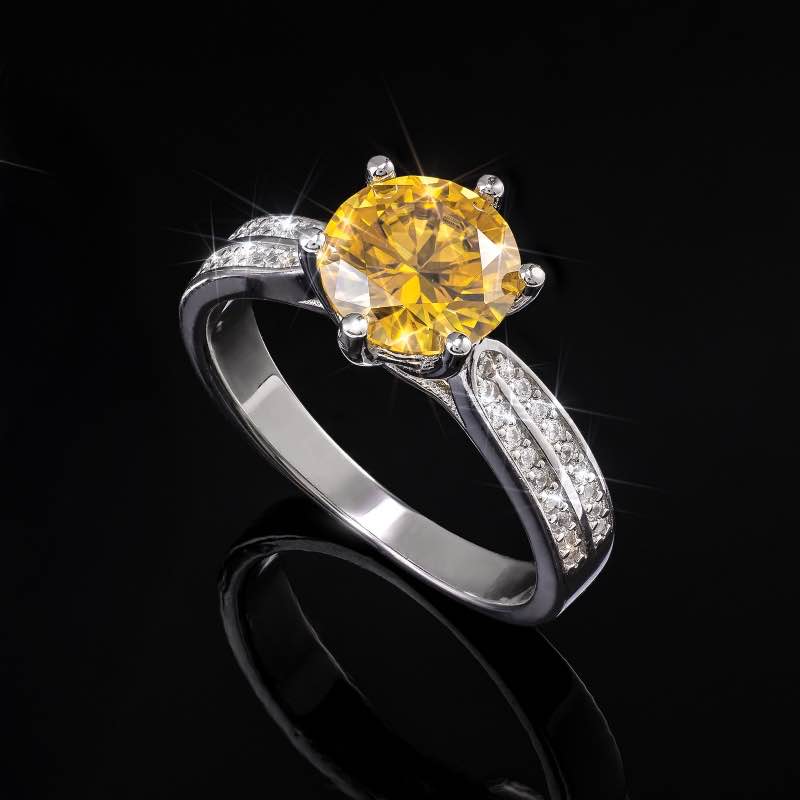 Moissanite Lumine Ring (Canary Yellow)