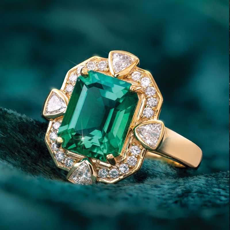 Emerald Hour Ring